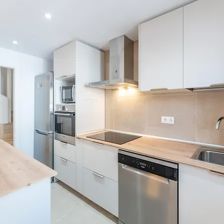 Townhouse Cancelas By Kura Homes *